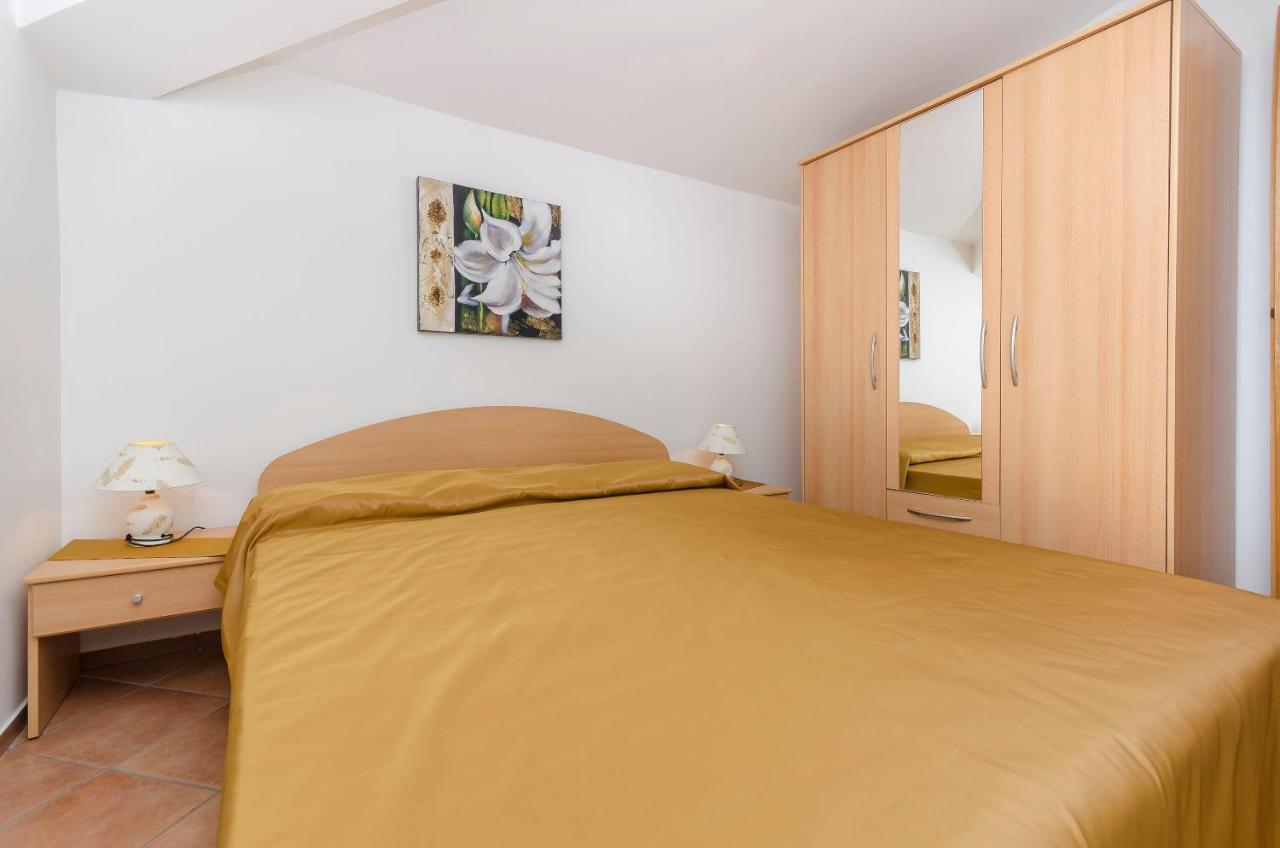 Apartments Villa Estella Srima Exteriér fotografie